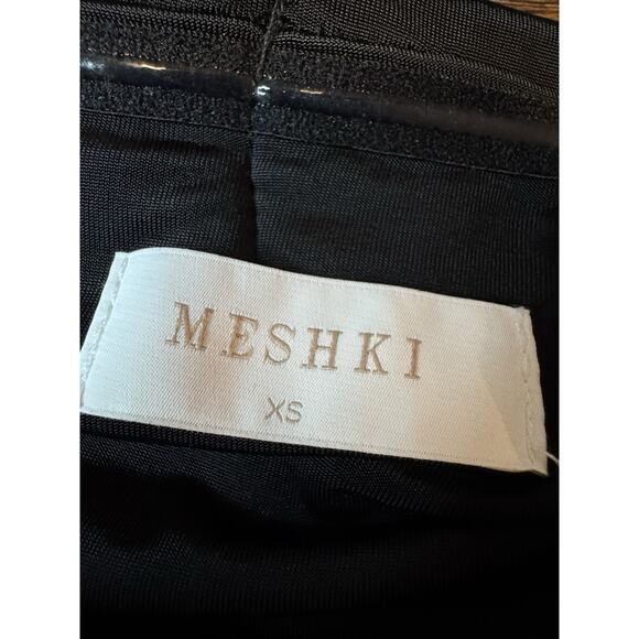 Meshki Seashell Crop Top Women’s XS Black Gold Statement Off Shoulder - Picture 5 of 9